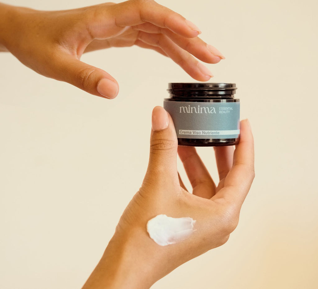 Crema Viso Nutriente